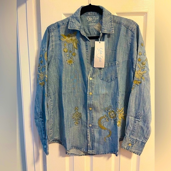 Kyla long sleeves Embroidered Denim Shirt in XSmall NWT - Picture 1 of 10